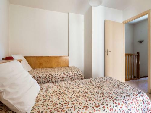 Modern Holiday Home In Minerve With Private Courtyard