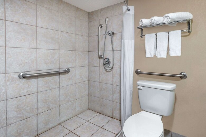 Hotel Days Inn - Albion