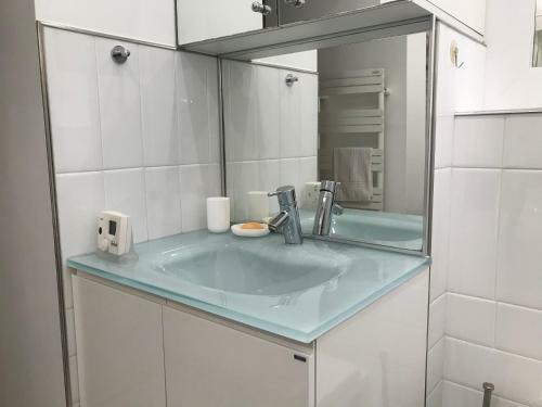 Apartamento T2 45m Front de Mer Climatisation Jacuzzi