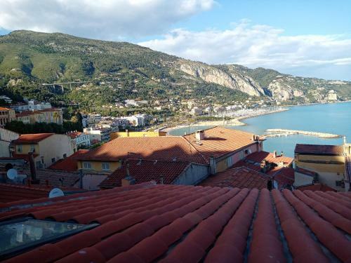 Apartamento T2 � Menton Vue Mer Proche Plage