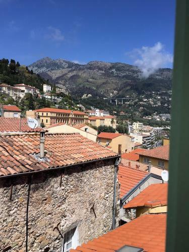 Apartamento T2 � Menton Vue Mer Proche Plage