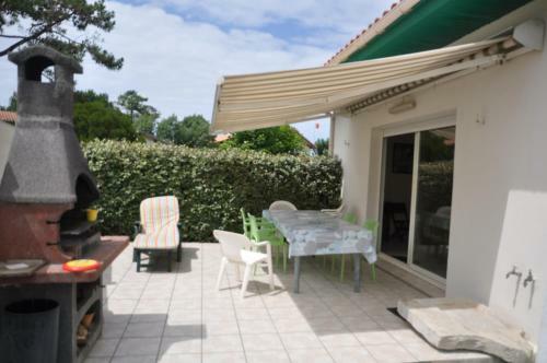 Au Gr� Des Vents