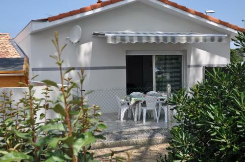 Au Gr� Des Vents