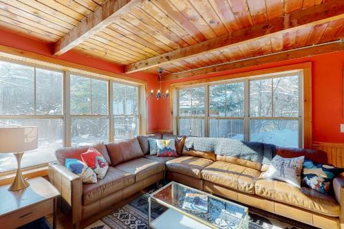 Mountain Spring Cottage