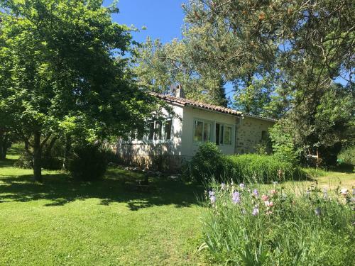 Hameau de Montcabirol - Pyr�n�es