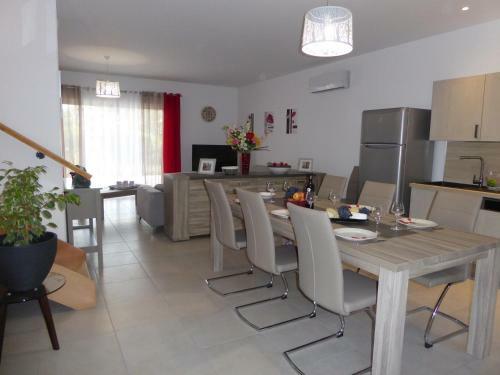 Apartamento Domaine De L?herbe Sainte