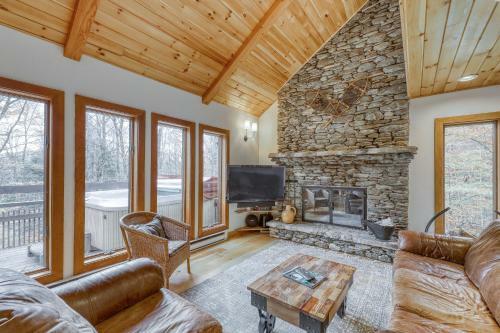 Sunny Mountainside Chalet