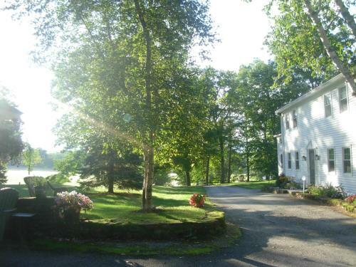 Bed & Breakfast Meadowood Farm
