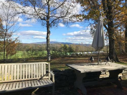 Bromley Farm Ski House