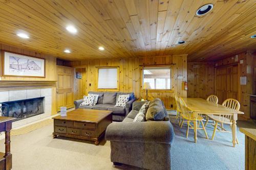 40 Route 66 - Whole House