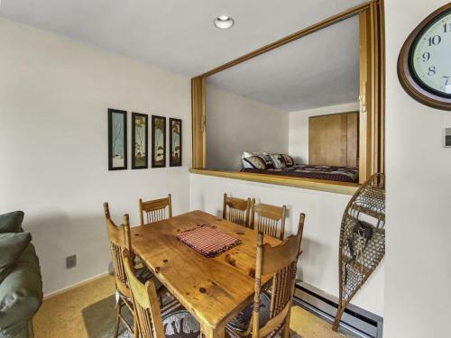 Apartamento 208 Village Gate Condo