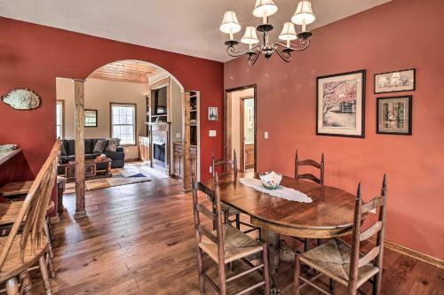 Pet-friendly Abingdon Abode With Yard And Grill!