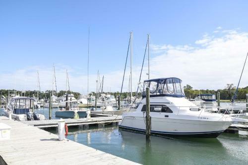 Updated Cape Charles Home About 2 Mi To Beachfront!