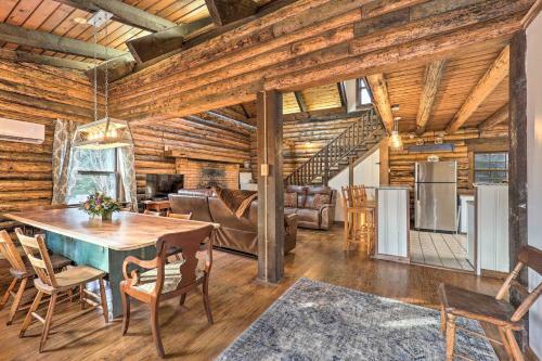 Comfy Retreat With Private Dock On Claytor Lake