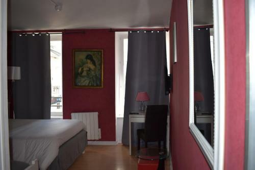 Hotel H�tel Le M�l�ze