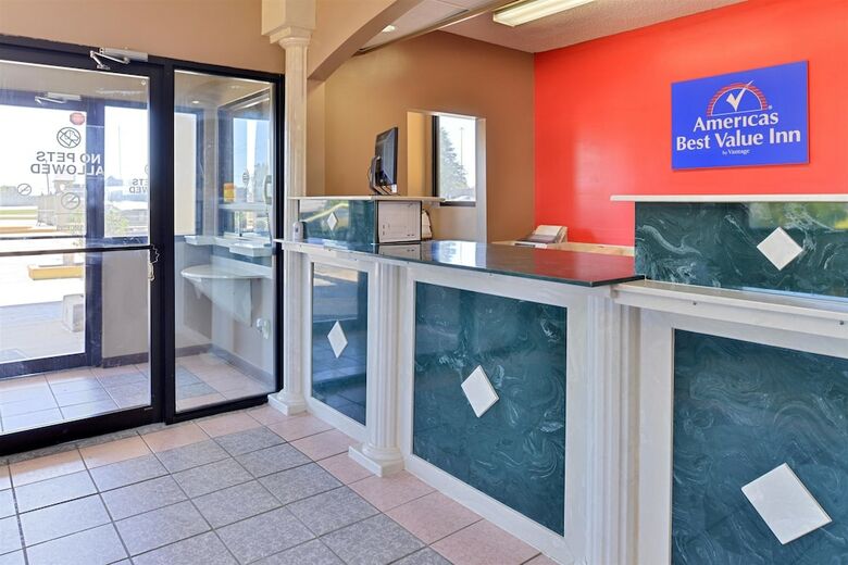 Motel Americas Best Value Inn Byram