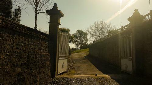 Le Domaine Des Roseraies