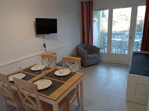 Apartamento Vue Golf Dans R�sidence Nature "sympalappart"