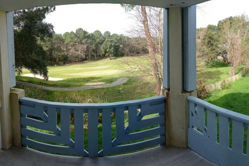 Apartamento Vue Golf Dans R�sidence Nature "sympalappart"