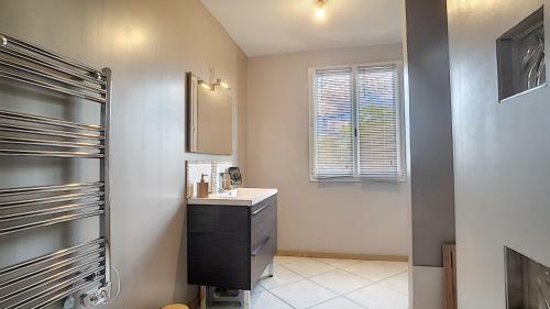 Gite Jusqu'� 16 Pers - Au C?ur de La Manche