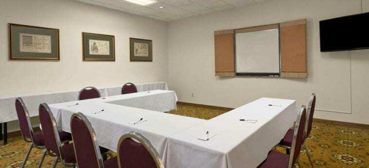 Hotel Days Inn & Suites Omaha