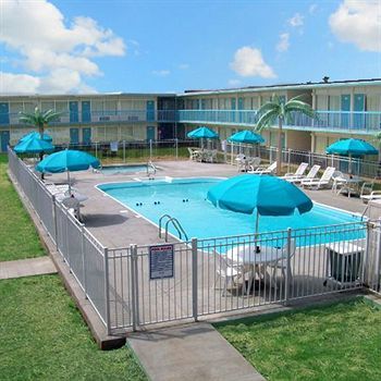 Hotel Ridge Crest Plaza Inn And Suites