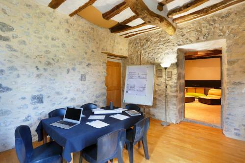 Bed & Breakfast Chateau De Montfroc