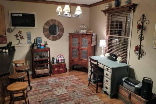 Lake Front Home 15 Min From Blueridge Mountains.