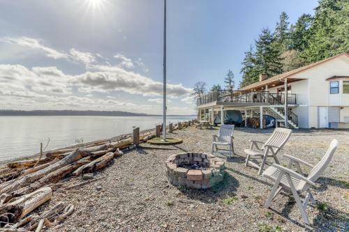 Lyle Point Inn
