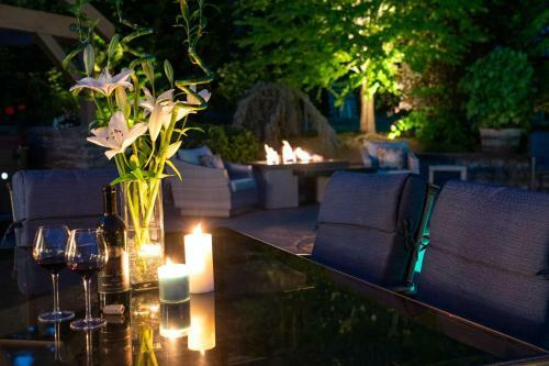 Luxury Home With Backyard Oasis - Near Seattle!