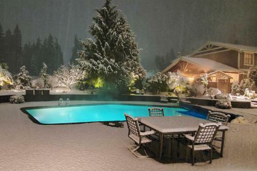 Luxury Home With Backyard Oasis - Near Seattle!