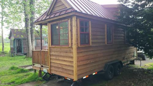 Hostal Tumbleweed Tiny Home Cypress On The Farm