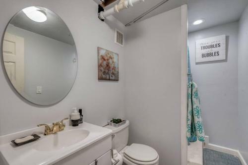 Wfh Villa: Move-in Ready House Near Downtown