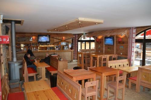 Hotel H�tel Alpis Cottia
