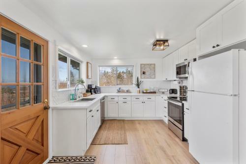 @ Marbella Lane - Waterfront 2br+studio Whidbey Isl