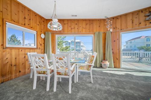 Pelican Point