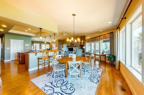 Chelan Ridge Estate