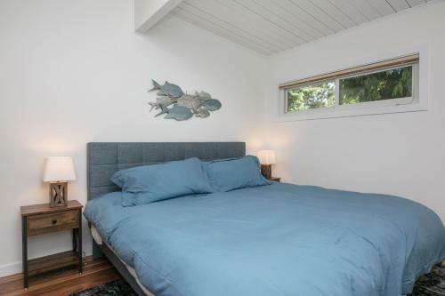 290 Sunny Side Island Retreat