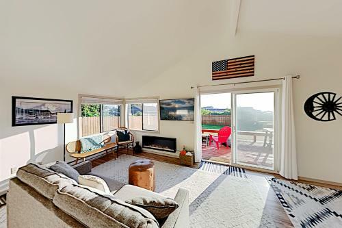The Windbnb Overlook