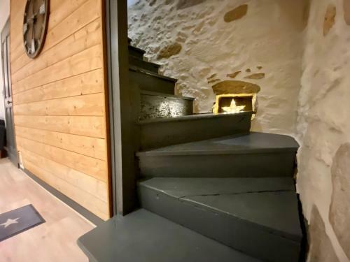 Montignac-lascaux - Les Pierres D'alexandre