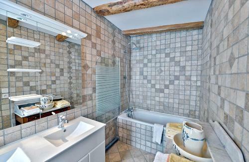 Bed & Breakfast Chateau Du Terrail