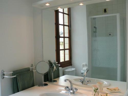 Hostal Gites Aubelle - La Maison Aubelle