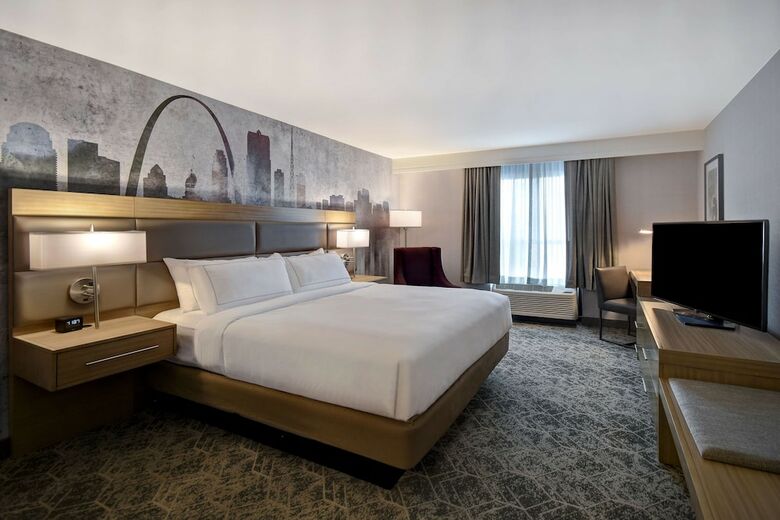 Hotel Holiday Inn St. Louis-airport