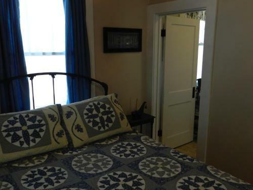 Hostal Helming Guest House