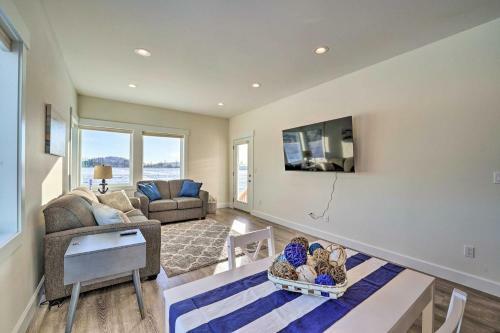 Apartamento Bright La Conner Getaway With Mountain Views!