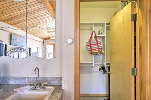 Apartamento Peaceful Studio With Boat Dock On Liberty Lake!