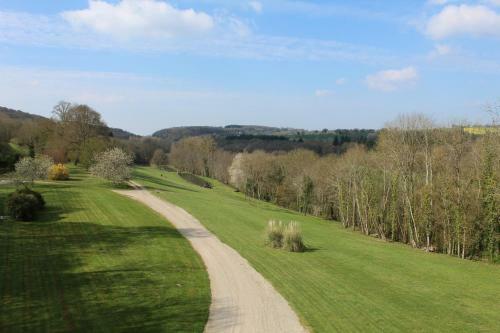 Bed & Breakfast Chateau de La Lucazi�re