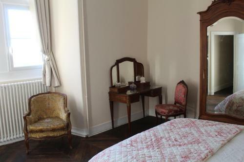 Bed & Breakfast Chateau de La Lucazi�re