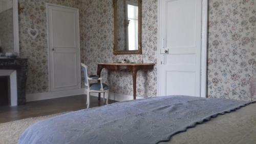 Bed & Breakfast Chateau de La Lucazi�re