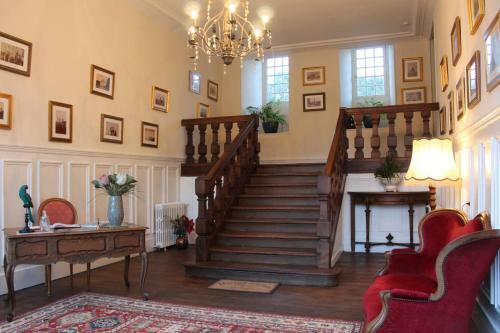 Bed & Breakfast Chateau de La Lucazi�re